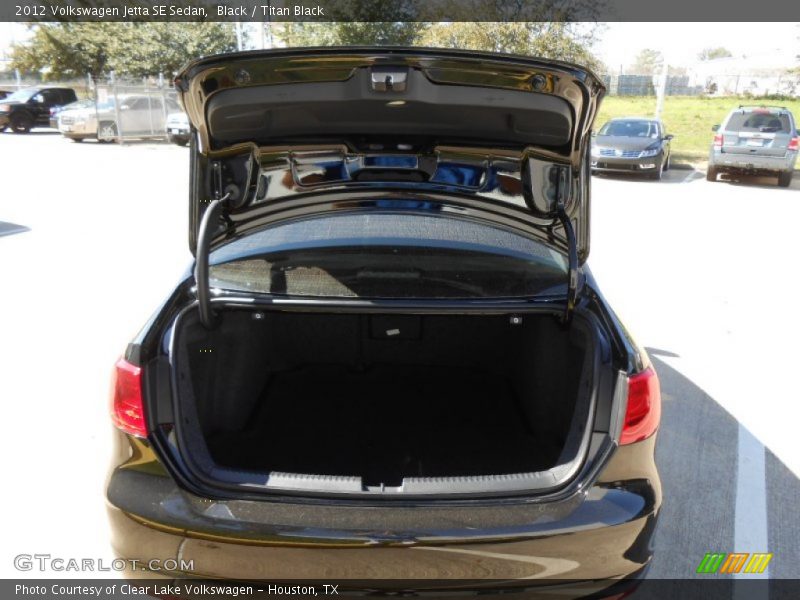 Black / Titan Black 2012 Volkswagen Jetta SE Sedan