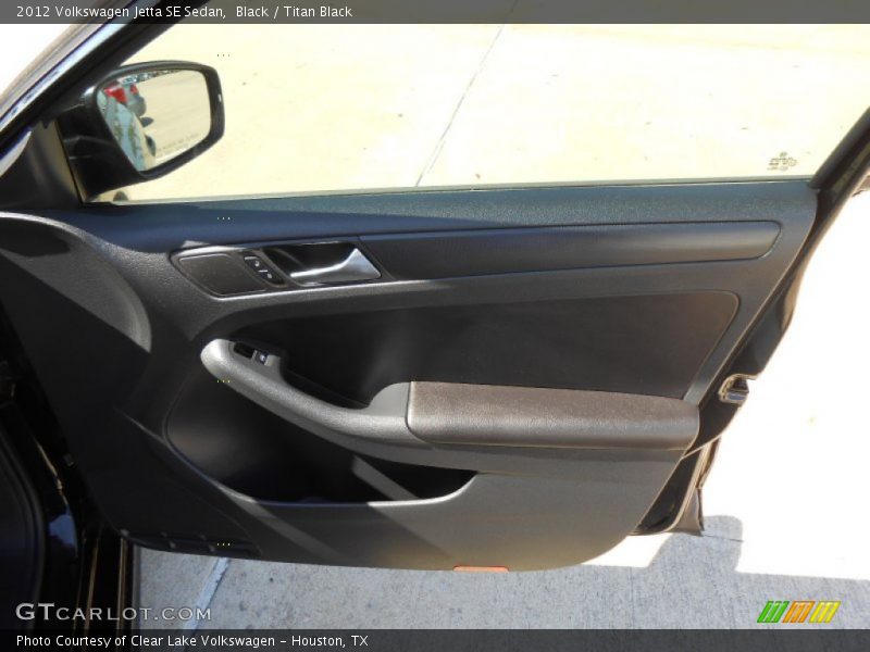 Black / Titan Black 2012 Volkswagen Jetta SE Sedan