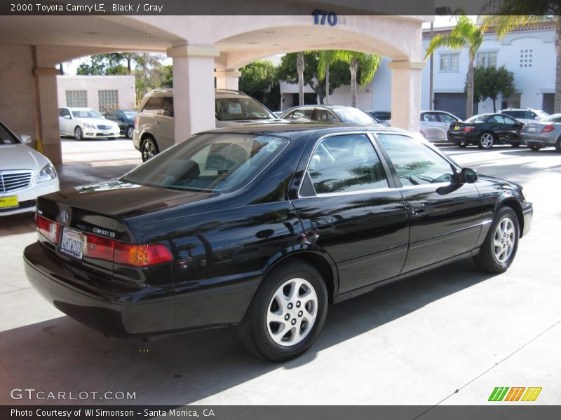 Black / Gray 2000 Toyota Camry LE