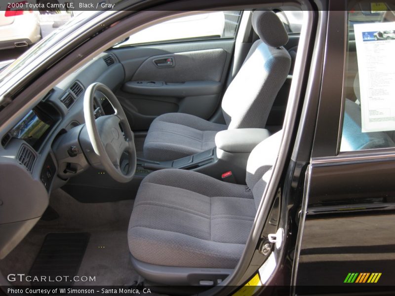 Black / Gray 2000 Toyota Camry LE