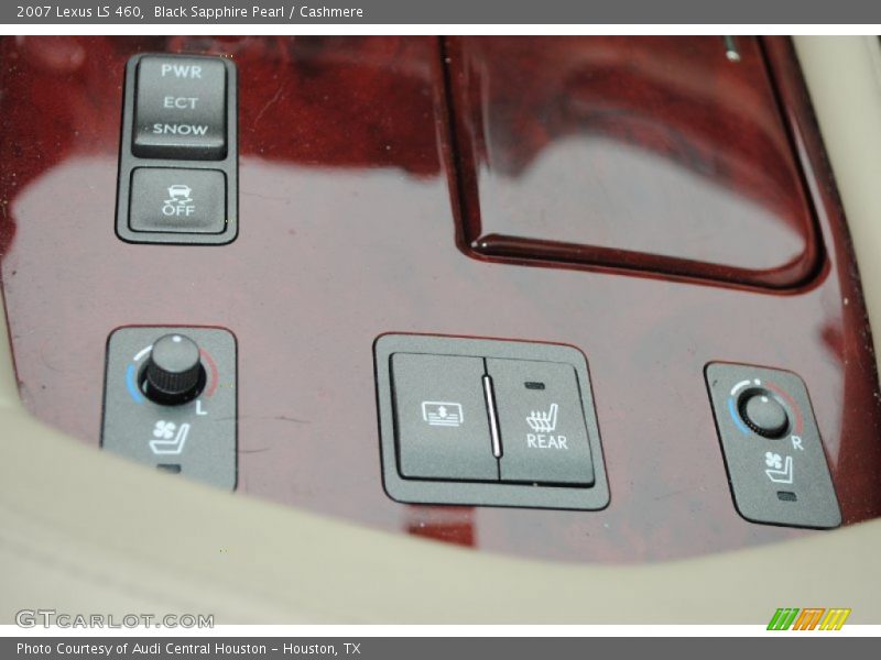 Controls of 2007 LS 460