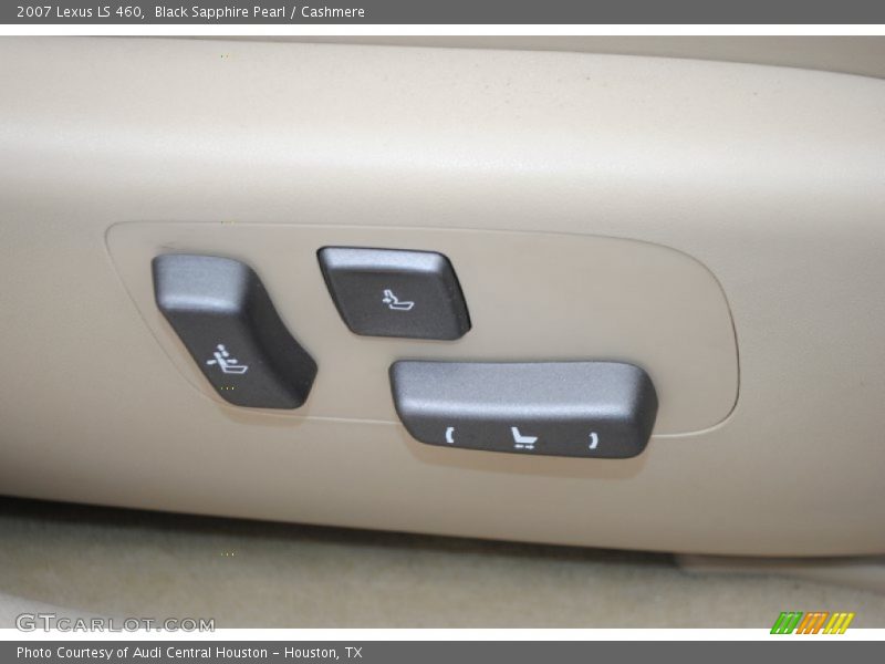 Controls of 2007 LS 460