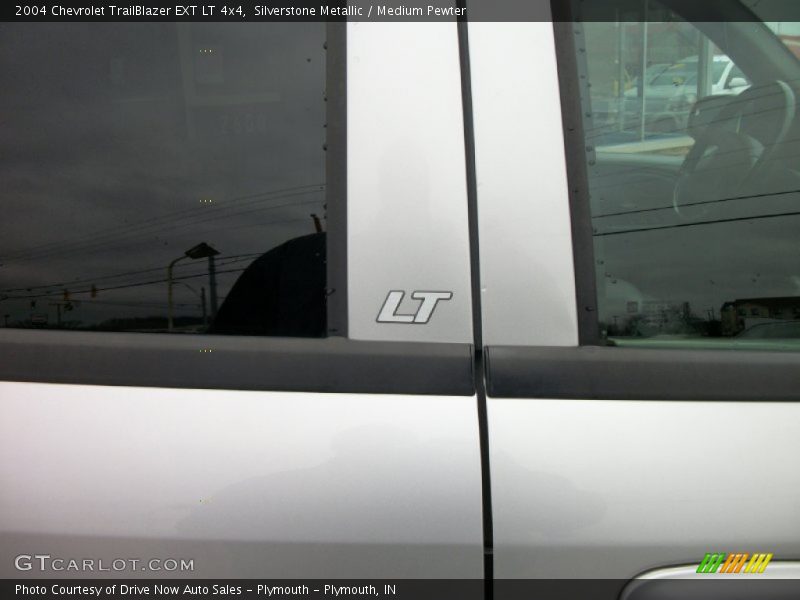  2004 TrailBlazer EXT LT 4x4 Logo