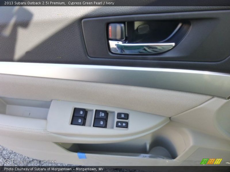 Cypress Green Pearl / Ivory 2013 Subaru Outback 2.5i Premium