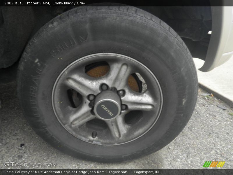 Ebony Black / Gray 2002 Isuzu Trooper S 4x4