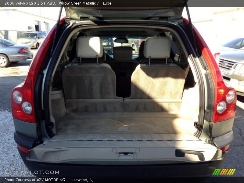  2006 XC90 2.5T AWD Trunk