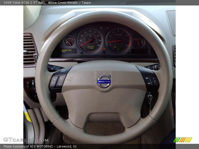  2006 XC90 2.5T AWD Steering Wheel