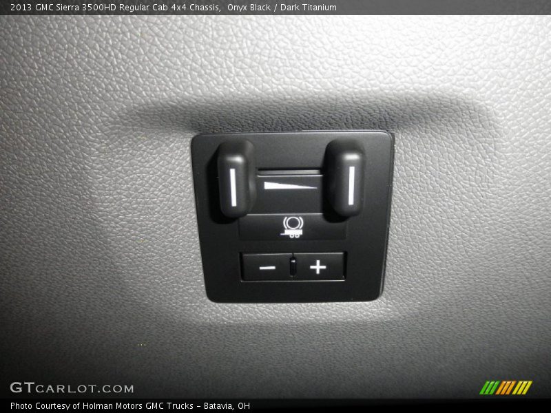 Onyx Black / Dark Titanium 2013 GMC Sierra 3500HD Regular Cab 4x4 Chassis