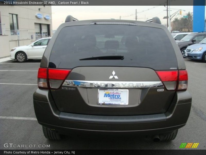 Carbon Pearl / Black 2011 Mitsubishi Endeavor SE AWD
