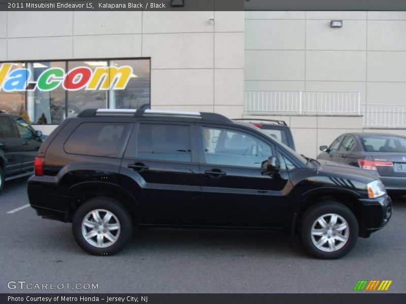 Kalapana Black / Black 2011 Mitsubishi Endeavor LS