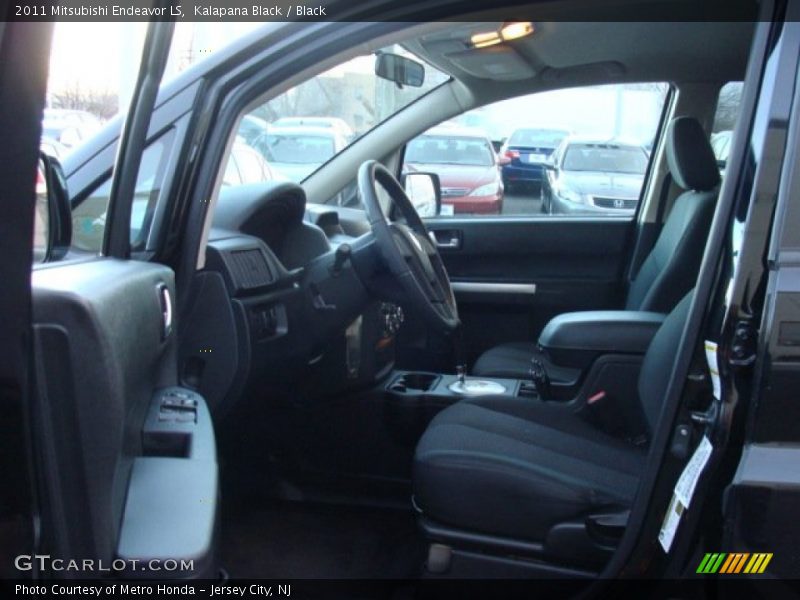 Kalapana Black / Black 2011 Mitsubishi Endeavor LS