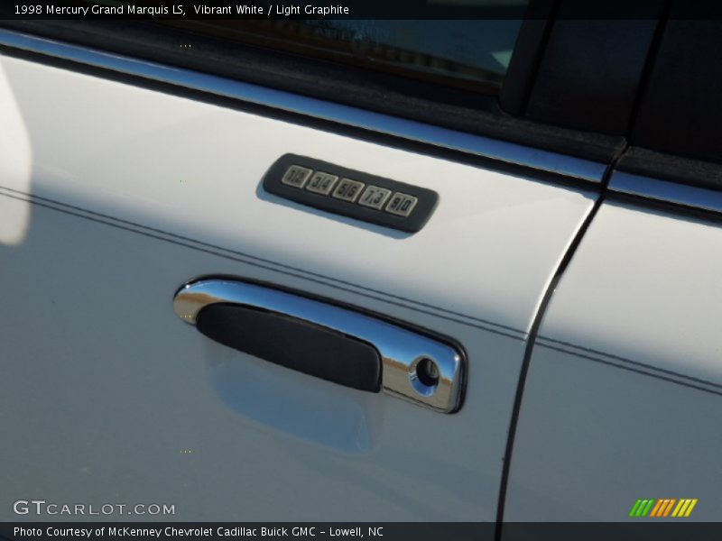 Vibrant White / Light Graphite 1998 Mercury Grand Marquis LS