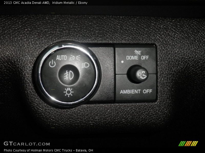Controls of 2013 Acadia Denali AWD