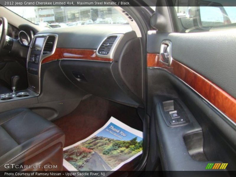 Maximum Steel Metallic / Black 2012 Jeep Grand Cherokee Limited 4x4