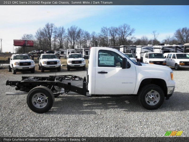  2013 Sierra 2500HD Regular Cab Chassis Summit White