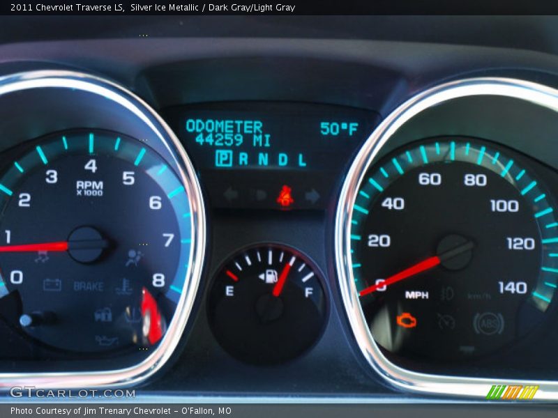 Silver Ice Metallic / Dark Gray/Light Gray 2011 Chevrolet Traverse LS