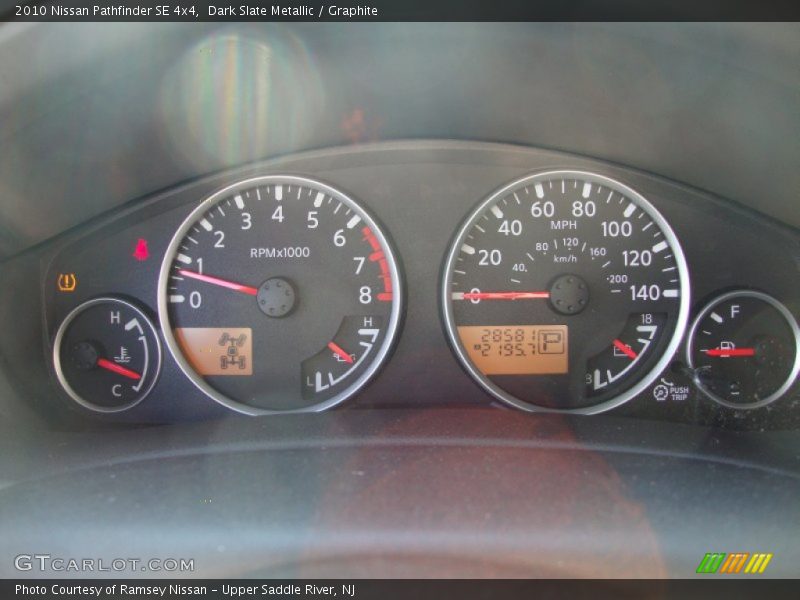 Dark Slate Metallic / Graphite 2010 Nissan Pathfinder SE 4x4