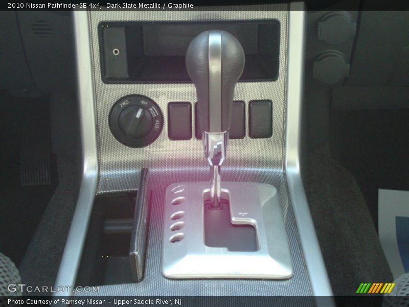 Dark Slate Metallic / Graphite 2010 Nissan Pathfinder SE 4x4
