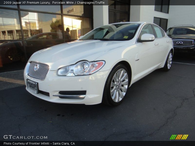 Porcelain White / Champagne/Truffle 2009 Jaguar XF Premium Luxury