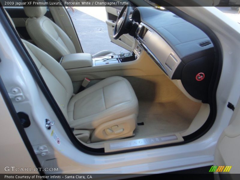 Porcelain White / Champagne/Truffle 2009 Jaguar XF Premium Luxury