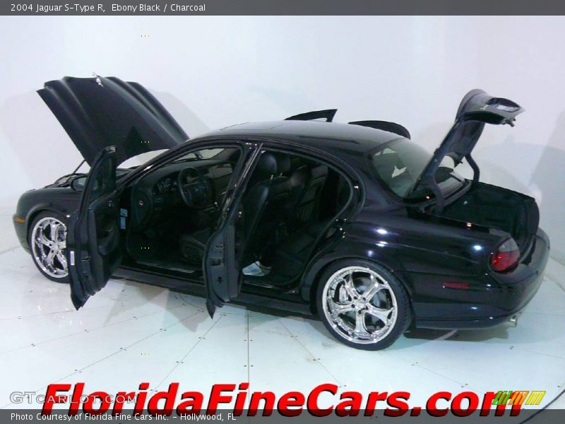 Ebony Black / Charcoal 2004 Jaguar S-Type R