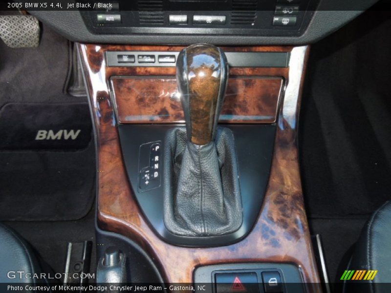 Jet Black / Black 2005 BMW X5 4.4i