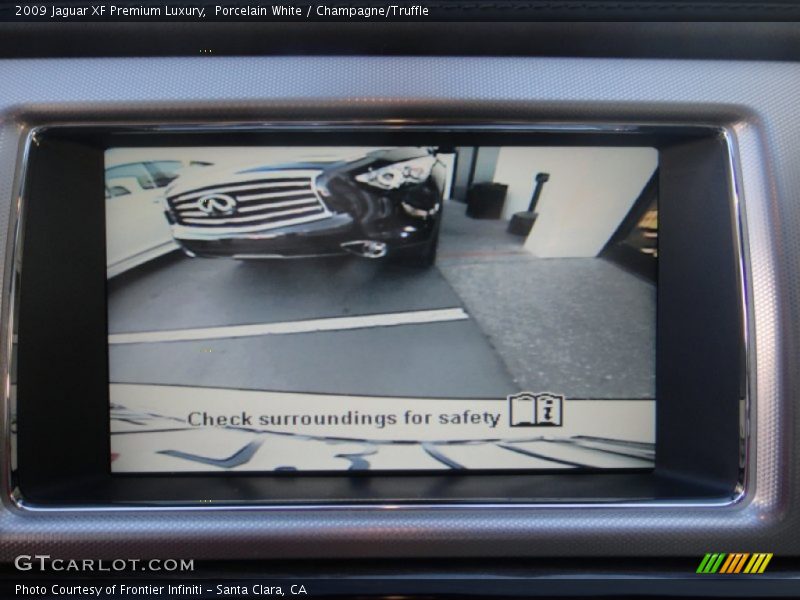 Porcelain White / Champagne/Truffle 2009 Jaguar XF Premium Luxury