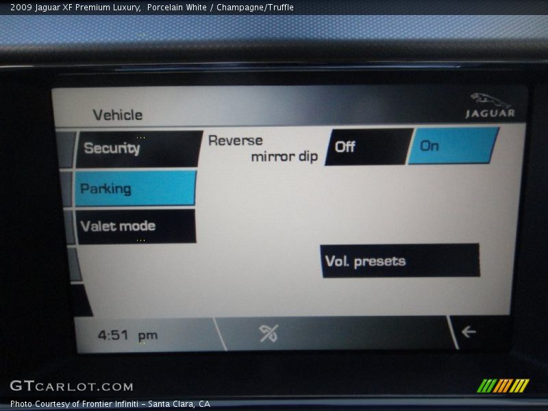Porcelain White / Champagne/Truffle 2009 Jaguar XF Premium Luxury