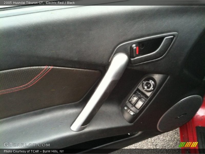 Electric Red / Black 2005 Hyundai Tiburon GT
