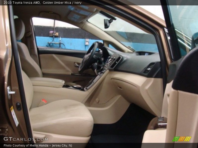 Golden Umber Mica / Ivory 2010 Toyota Venza AWD