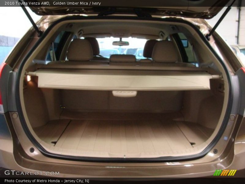 Golden Umber Mica / Ivory 2010 Toyota Venza AWD
