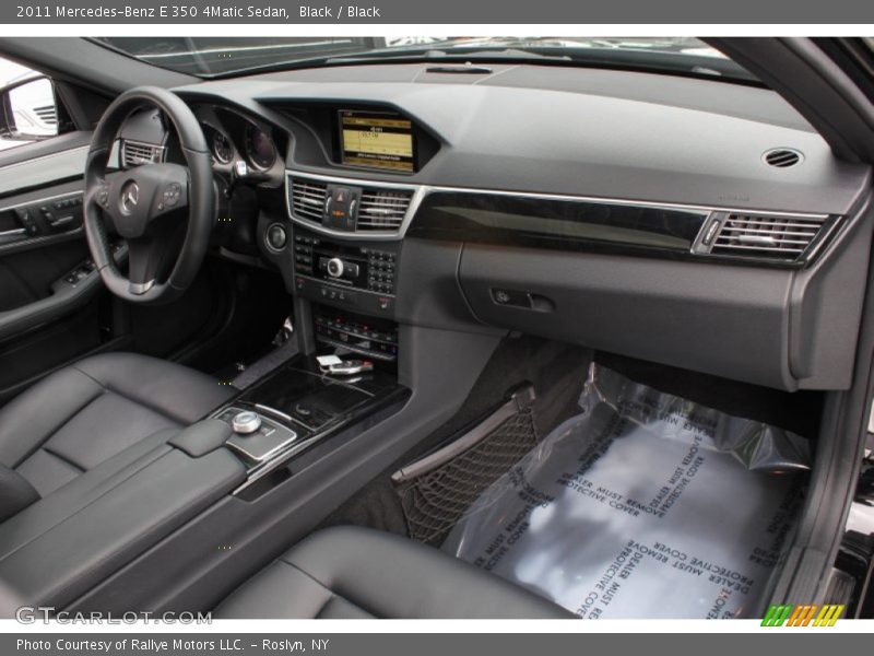 Dashboard of 2011 E 350 4Matic Sedan