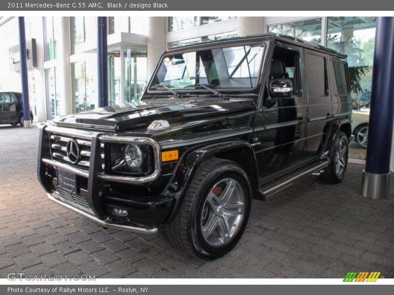 Front 3/4 View of 2011 G 55 AMG