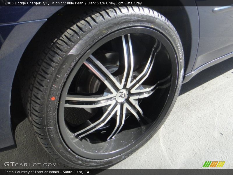 Custom Wheels of 2006 Charger R/T
