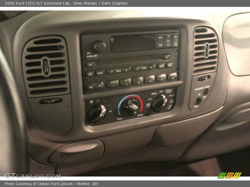 Controls of 2000 F150 XLT Extended Cab