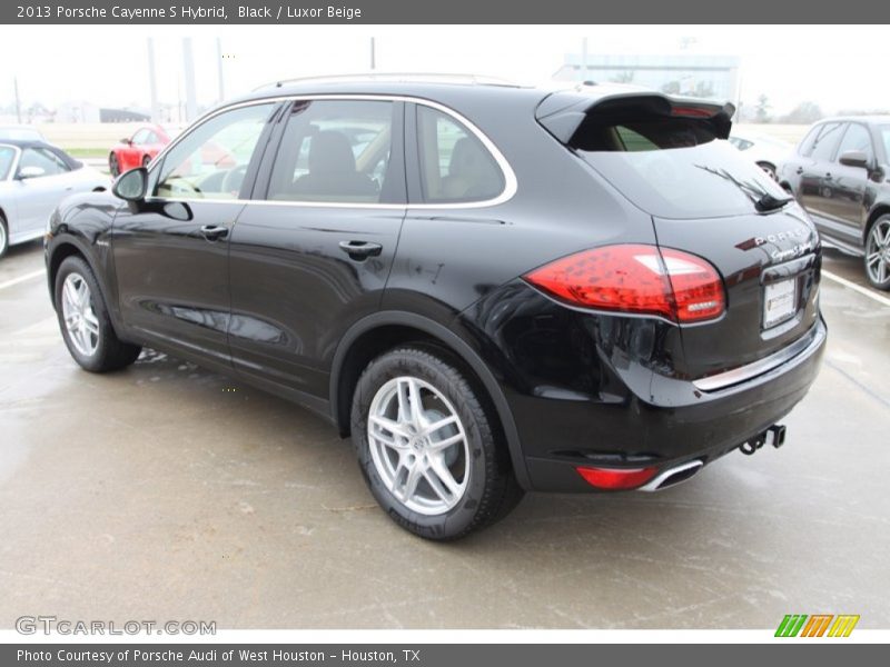 Black / Luxor Beige 2013 Porsche Cayenne S Hybrid