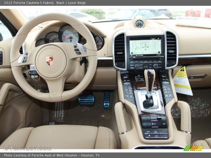 Dashboard of 2013 Cayenne S Hybrid