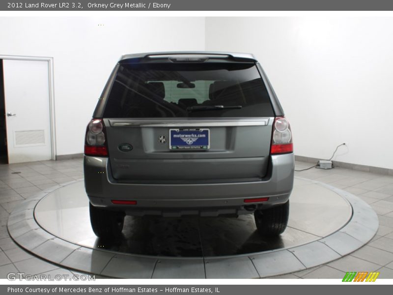 Orkney Grey Metallic / Ebony 2012 Land Rover LR2 3.2