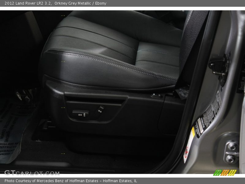 Orkney Grey Metallic / Ebony 2012 Land Rover LR2 3.2