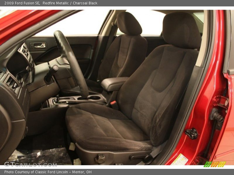 Front Seat of 2009 Fusion SE