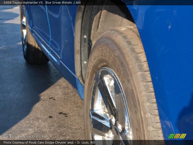 Blue Streak Metallic / Ash 2009 Toyota Highlander V6