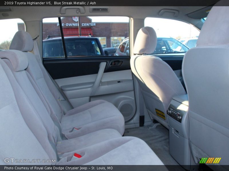 Blue Streak Metallic / Ash 2009 Toyota Highlander V6
