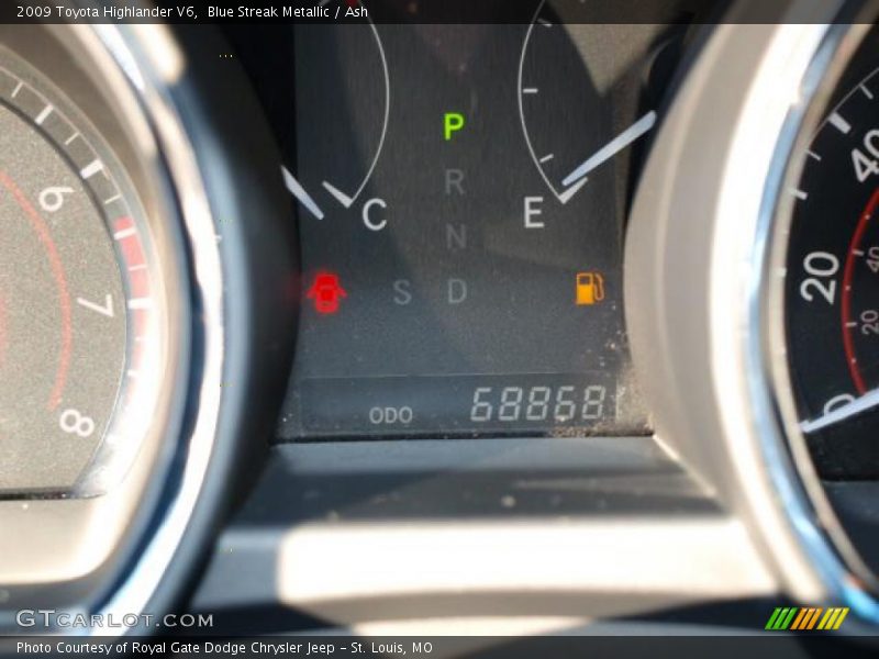 Blue Streak Metallic / Ash 2009 Toyota Highlander V6