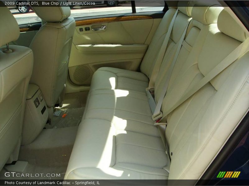 Blue Chip / Light Linen/Cocoa 2009 Cadillac DTS