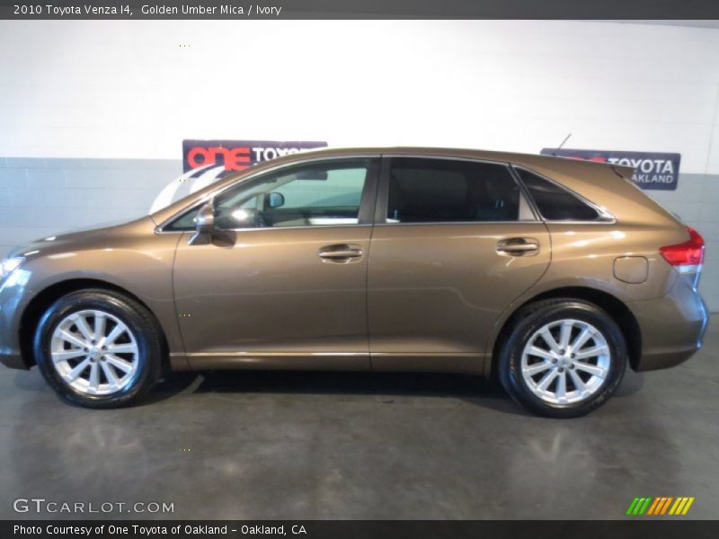 Golden Umber Mica / Ivory 2010 Toyota Venza I4