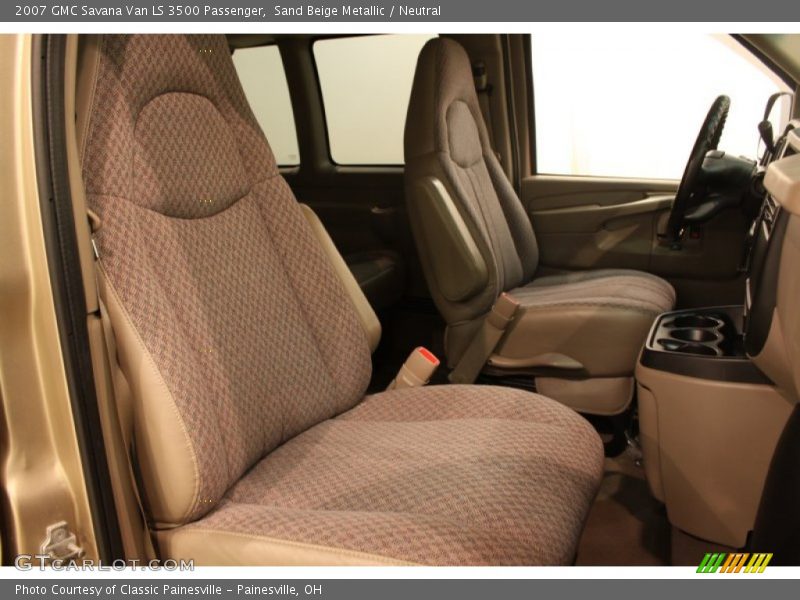 Sand Beige Metallic / Neutral 2007 GMC Savana Van LS 3500 Passenger