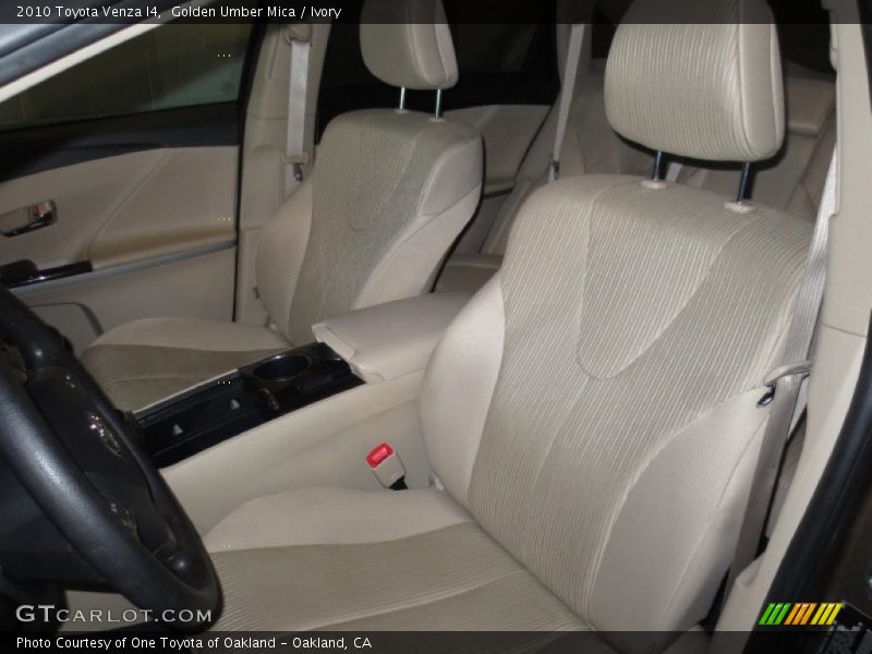 Golden Umber Mica / Ivory 2010 Toyota Venza I4
