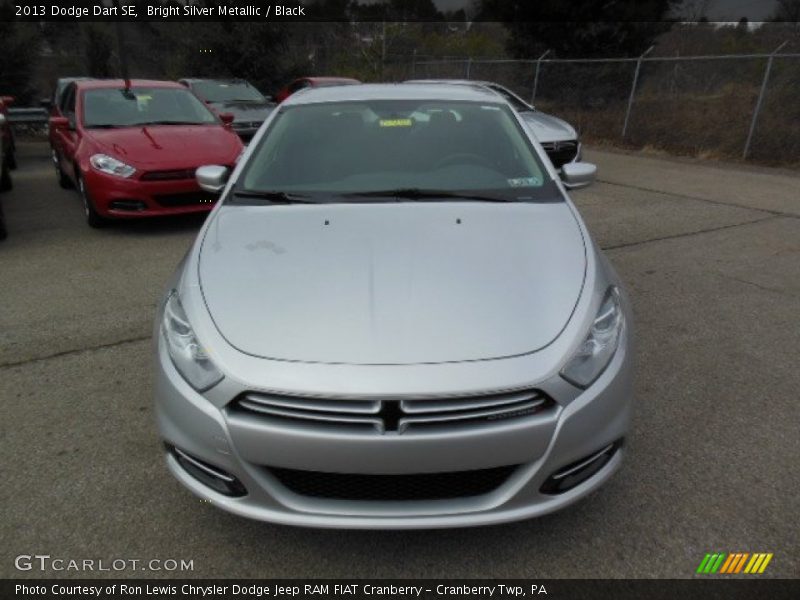 Bright Silver Metallic / Black 2013 Dodge Dart SE