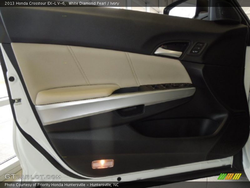 White Diamond Pearl / Ivory 2013 Honda Crosstour EX-L V-6