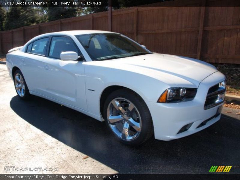 Front 3/4 View of 2013 Charger R/T Plus